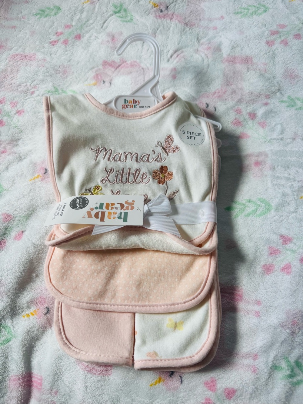 Baby Gear 5-Piece Pink and Cream Bib Set